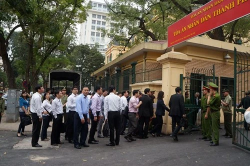 Toàn cảnh phiên xử bầu Kiên qua ảnh ảnh 8