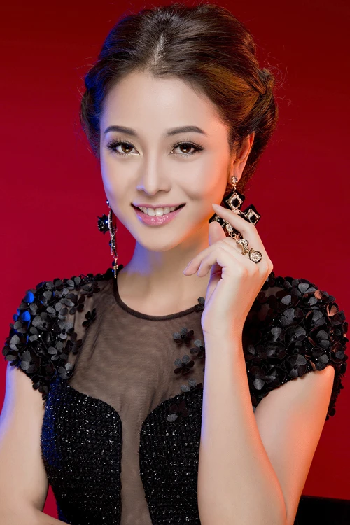 Jennifer Phạm đẹp kiêu sa với đầm đen ảnh 10 jen4-6334-1397617786.jpg