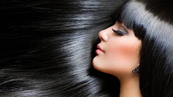  Tám vị trí trên cơ thể phụ nữ khiến đàn ông chú ý ảnh 1