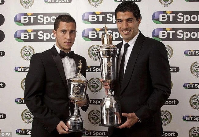 Luis Suarez nhận danh hiệu Cầu thủ xuất sắc nhất năm ảnh 2 Luis Suarez nhận danh hiệu Cầu thủ xuất sắc nhất năm ảnh 2