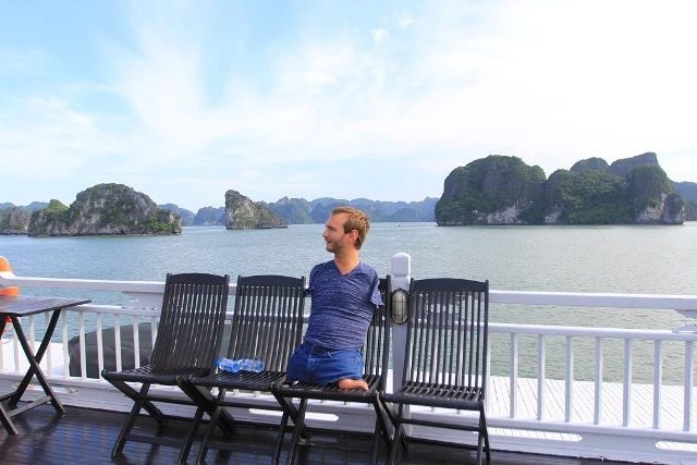 Chùm ảnh Nick Vujicic thăm vịnh Hạ Long ảnh 1
