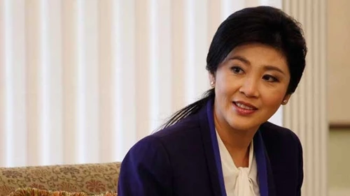 Born 21 June 1967 Youngest of nine children; elder brother is former PM Thaksin Shinawatra Graduate in political science and business administration, master's degree, Kentucky State University Married to businessman Anusorn Amornchat; has one son