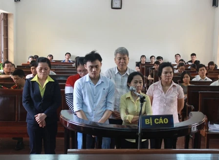 Tuyên án sáu bị cáo tham ô gần 10 tỷ đồng tại điện lực Biên Hòa ảnh 1 Tuyên án sáu bị cáo tham ô gần 10 tỷ đồng tại điện lực Biên Hòa ảnh 1