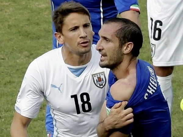 Chiellini đã nói gì về án phạt siêu nặng của Luis Suarez? ảnh 1