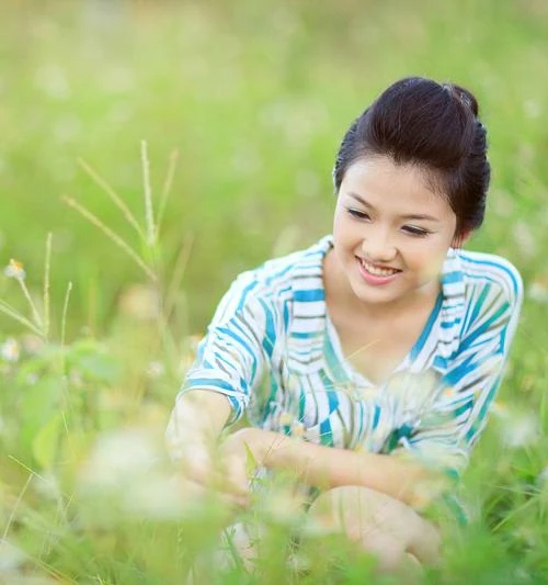 Thủ khoa xinh đẹp của trường Sân khấu điện ảnh ảnh 5 Khi biết kết quả thi, Huyền Thanh đã khóc òa sung sướng. Em xúc động: Đó là số điểm em không dám nghĩ đến, cũng không ngờ mình được thủ khoa nên em vui lắm.