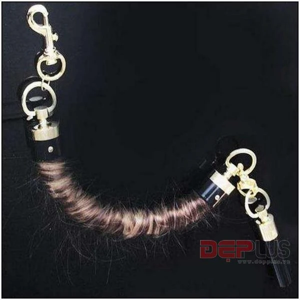 Những món trang sức kinh dị nhắc đến đã "rùng mình" ảnh 11