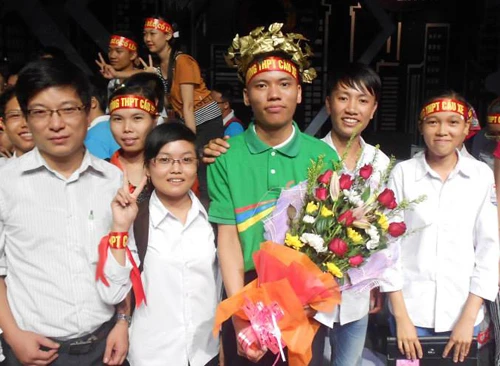 Chung kết Đường lên đỉnh Olympia 2014: Giờ G sắp điểm ảnh 2 Chung kết Đường lên đỉnh Olympia 2014: Giờ G sắp điểm ảnh 2