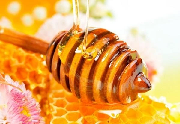 5 giải pháp tự nhiên trị môi thâm hiệu quả