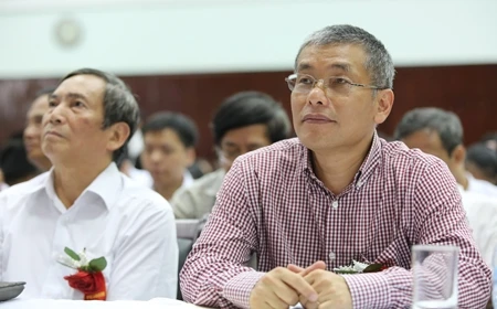 Hoàng Lê Minh, Lê Bá Khánh Trình, Đàm Thanh Sơn, Ngô Bảo Châu, Lê Hùng Việt Bảo, Đỗ Đức Thái, Olympic Toán quốc tế, IMO, Phan Vũ Diễm Hằng, Phan Thị Hà Dương Hoàng Lê Minh, Lê Bá Khánh Trình, Đàm Thanh Sơn, Ngô Bảo Châu, Lê Hùng Việt Bảo, Đỗ Đức Thái, Olympic Toán quốc tế, IMO, Phan Vũ Diễm Hằng, Phan Thị Hà Dương