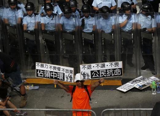 Biểu tình tại Hong Kong: Trung tâm tài chính hay ‘chiến trường’? ảnh 11 Biểu tình tại Hong Kong: Trung tâm tài chính hay ‘chiến trường’? ảnh 11