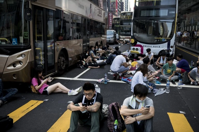 Biểu tình tại Hong Kong: Trung tâm tài chính hay ‘chiến trường’? ảnh 15