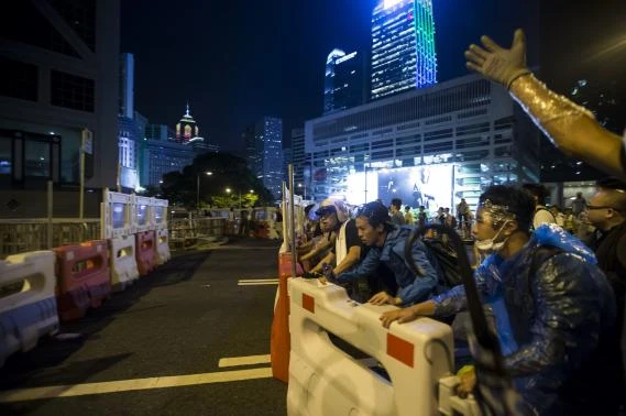 Biểu tình tại Hong Kong: Trung tâm tài chính hay ‘chiến trường’? ảnh 6 Biểu tình tại Hong Kong: Trung tâm tài chính hay ‘chiến trường’? ảnh 6