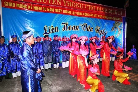 Sôi động lễ hội chợ Đình Bích La ảnh 5