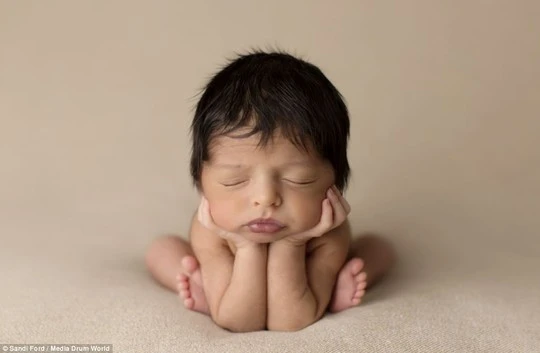 Ngất ngây với những bức ảnh bé ngủ siêu dễ thương