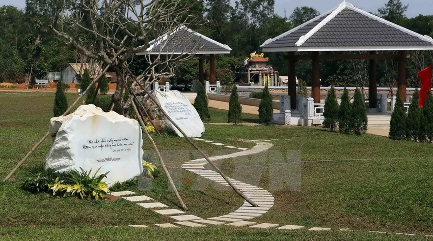Chiêm ngưỡng tượng đài Mẹ Việt Nam Anh hùng lớn nhất nước ảnh 5 Chiêm ngưỡng tượng đài Mẹ Việt Nam Anh hùng lớn nhất nước ảnh 5