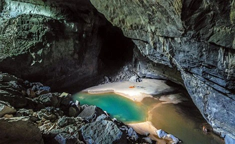 Khám phá thế giới hang động - sản phẩm du lịch đặc sắc của Quảng Bình. Khám phá thế giới hang động- sản phẩm du lịch đặc sắc của Quảng Bình.