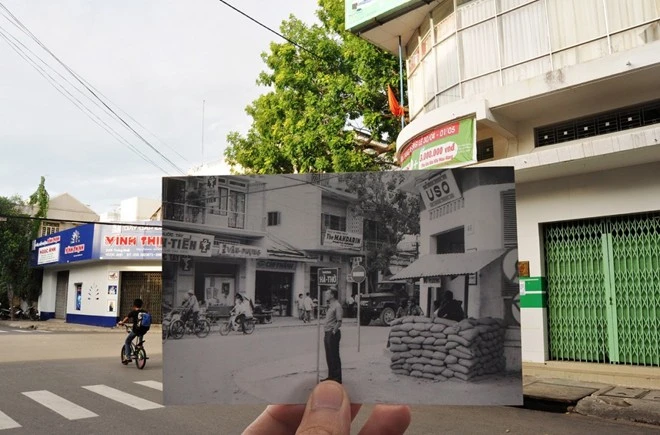 Bức ảnh chụp một con phố ở Nha Trang trong giai đoạn 1966 đến 1968 và khung cảnh thành phố ngày nay. Nha Trang là nơi tác giả bộ ảnh đang sống. Ảnh Việt Nam xưa và nay trên báo Mỹ