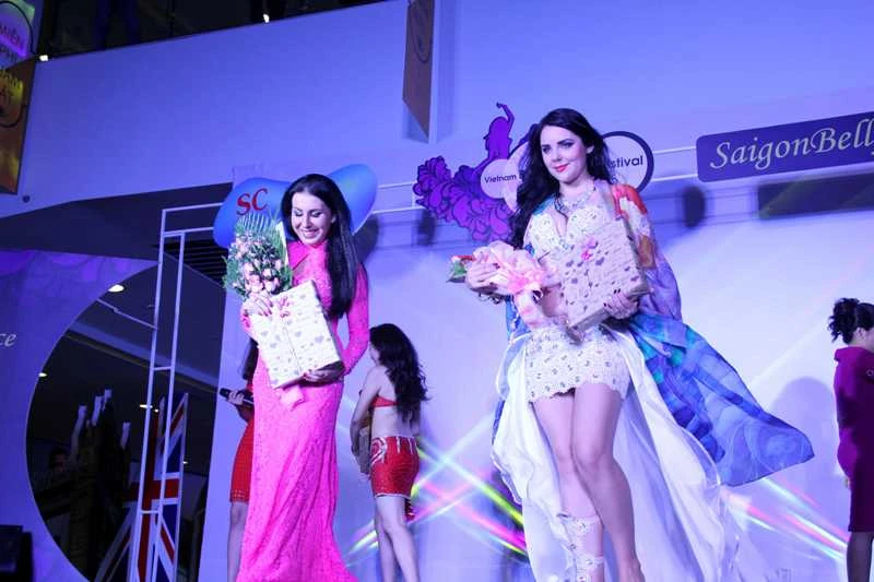 Vẻ đẹp nóng bỏng của vũ công Belly Dance ảnh 15