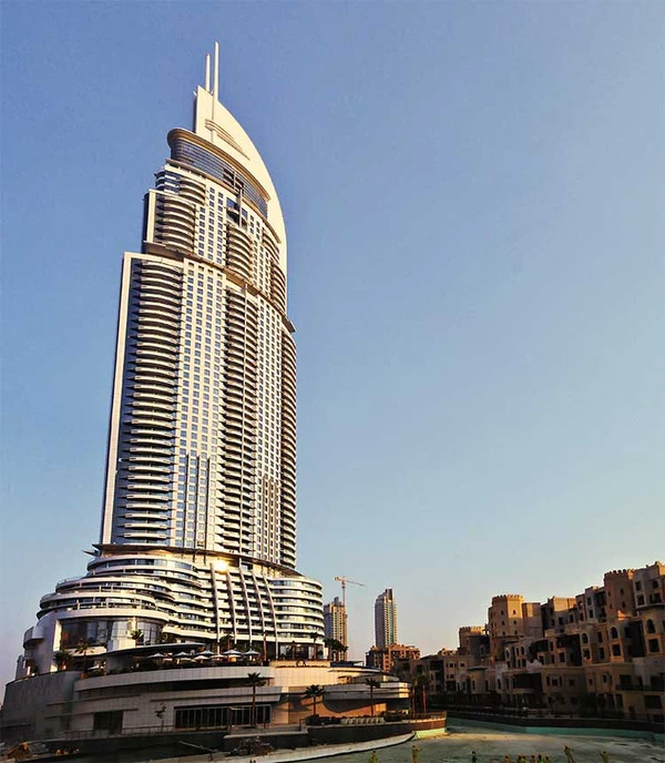 Siêu khách sạn Dubai chìm trong biển lửa đêm giao thừa ảnh 4
