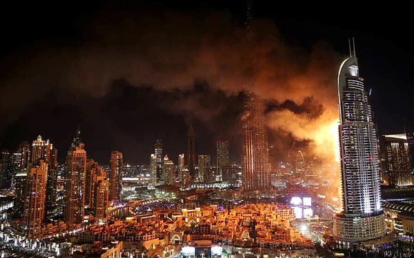 Siêu khách sạn Dubai chìm trong biển lửa đêm giao thừa ảnh 3