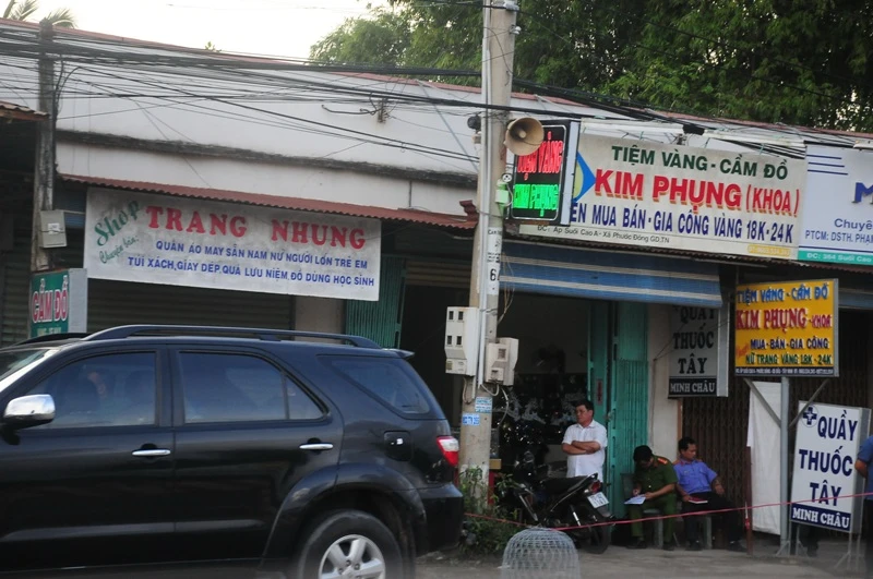 Nhân chứng kể lại vụ cướp tiệm vàng táo tợn ở Tây Ninh ảnh 1