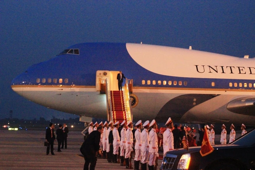 Chùm ảnh Tổng thống Donald Trump tới Hà Nội ảnh 3 Chùm ảnh Tổng thống Donald Trump tới Hà Nội ảnh 3