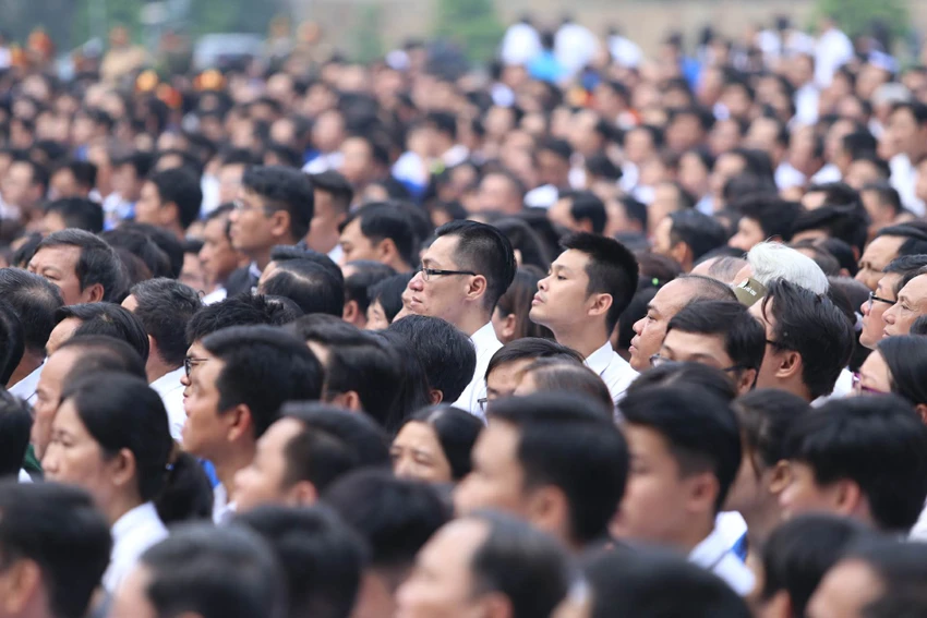 Linh xa đưa linh cữu bác Sáu Khải về đất mẹ Củ Chi ảnh 6 Linh xa đưa linh cữu bác Sáu Khải về đất mẹ Củ Chi ảnh 6