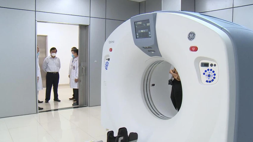 Bệnh viện được đầu tư nhiều máy móc, trang thiết bị, phương tiện với kinh phí gần 54 tỷ đồng. Bệnh viện được đầu tư nhiều máy móc, trang thiết bị, phương tiện với kinh phí gần 54 tỷ đồng.