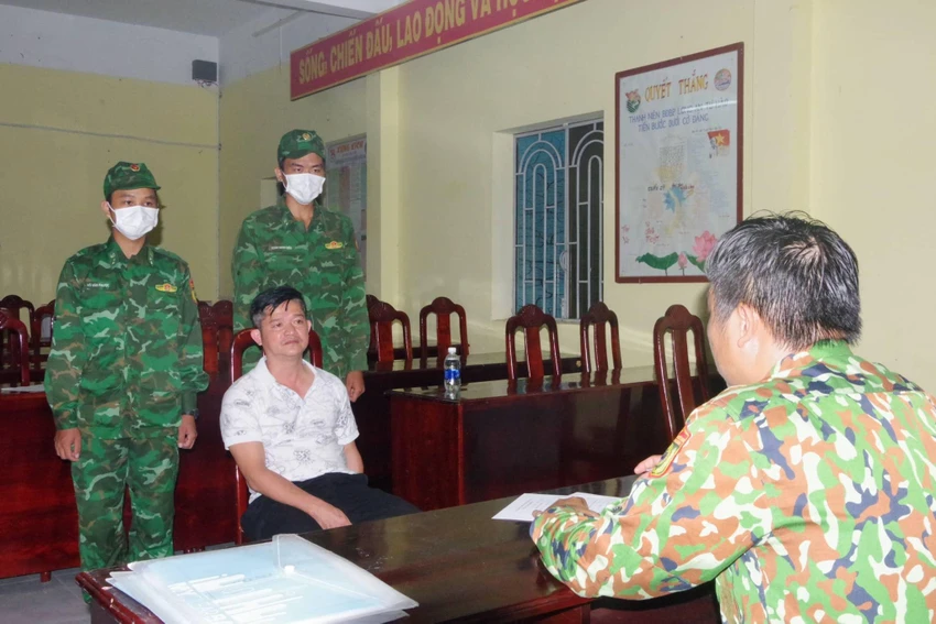 Nguyễn Văn Cường tại cơ quan Bộ đội Biên phòng. Ảnh: CTV Nguyễn Văn Cường tại cơ quan Bộ đội Biên phòng. Ảnh: CTV
