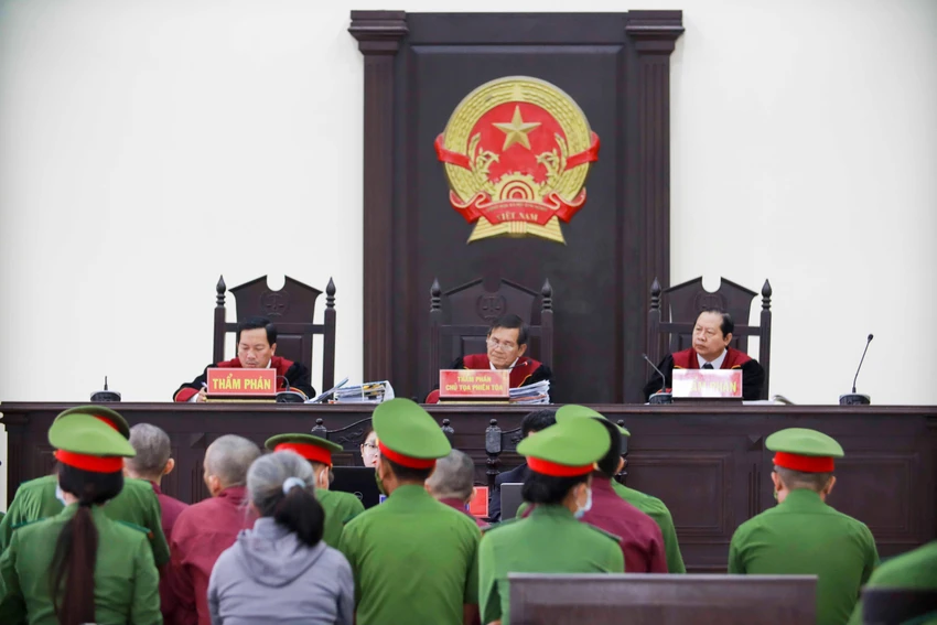Phiên tòa xét xử phiên phúc thẩm ngày 3-11. Ảnh: HUỲNH DU Phiên tòa xét xử phiên phúc thẩm ngày 3-11. Ảnh: HUỲNH DU