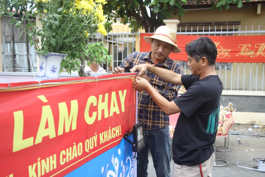 Công tác chuẩn bị cho Lễ hội Làm Chay đang gấp rút thực hiện. Ảnh: HD Lễ hội làm chay ở huyện Châu Thành Long An