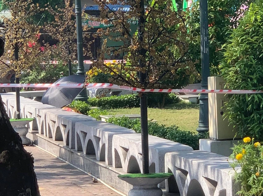 Hiện trường vụ án tại công viên ở Thị trấn Tầm Vu. Ảnh: CTV Hiện trường vụ án tại công viên ở Thị trấn Tầm Vu. Ảnh: CTV