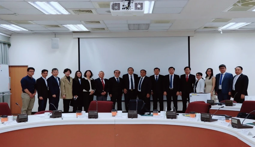 Long An làm việc, trao đổi thỏa thuận hợp tác với các đối tác trong lĩnh vực nông nghiệp tại Đài Loan. Ảnh: CTV Long An làm việc, trao đổi thỏa thuận hợp tác với các đối tác trong lĩnh vực nông nghiệp tại Đài Loan. Ảnh: CTV