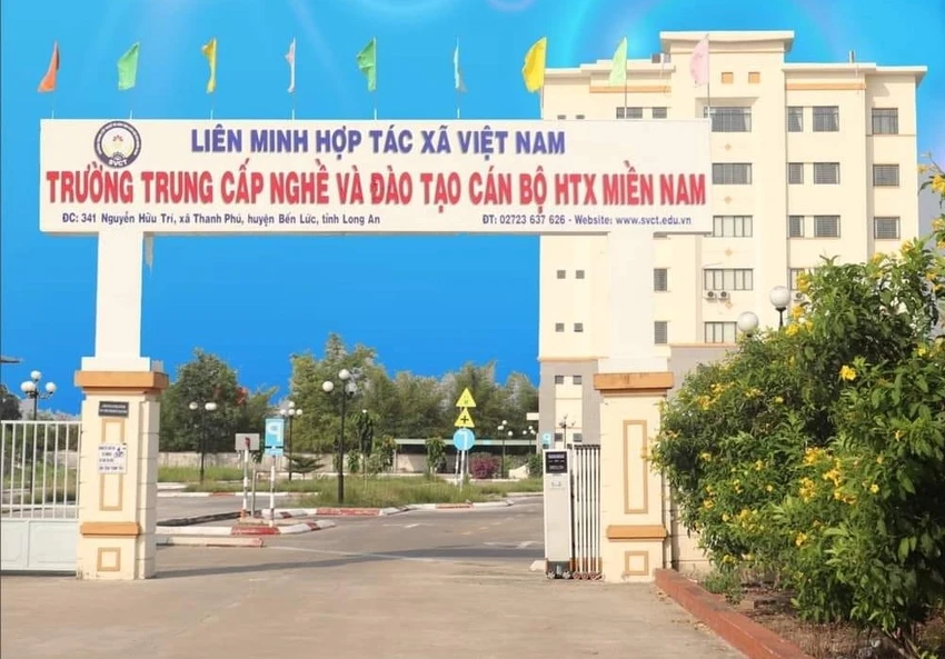 Trường Trung cấp nghề và đào tạo cán bộ HTX Miền Nam