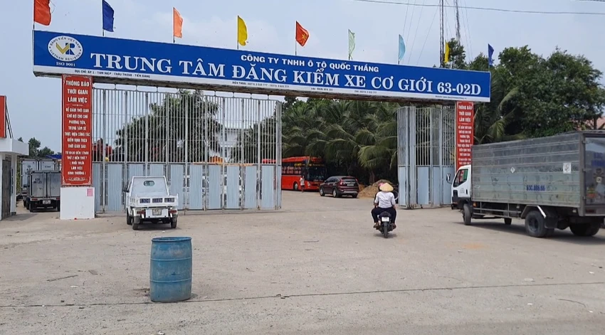Trung tâm đăng kiểm 63-02D có hàng trăm xe đến đăng kiểm mỗi ngày. Ảnh: CTV Trung tâm đăng kiểm 63-02D Tiền Giang