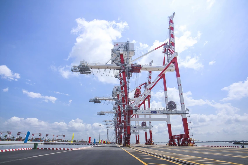 Dongtam Group đã mạnh dạn đầu tư 500 triệu USD vào khu Cảng Long An. Ảnh: HUỲNH DU Dongtam Group đã mạnh dạn đầu tư 500 triệu USD vào khu Cảng Long An. Ảnh: HUỲNH DU