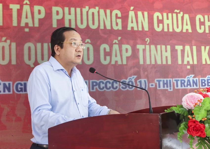 Nguyễn Minh Lâm, Phó Chủ tịch UBND tỉnh, Trưởng Ban chỉ đạo phát biểu tại buổi diễn tập. Ảnh: HUỲNH DU Nguyễn Minh Lâm, Phó Chủ tịch UBND tỉnh, Trưởng Ban chỉ đạo phát biểu tại buổi diễn tập. Ảnh: HUỲNH DU