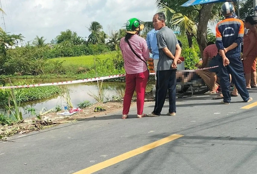 Hiện trường vụ tai nạn. Ảnh: OANH TÂY Hiện trường vụ tai nạn. Ảnh: OANH TÂY