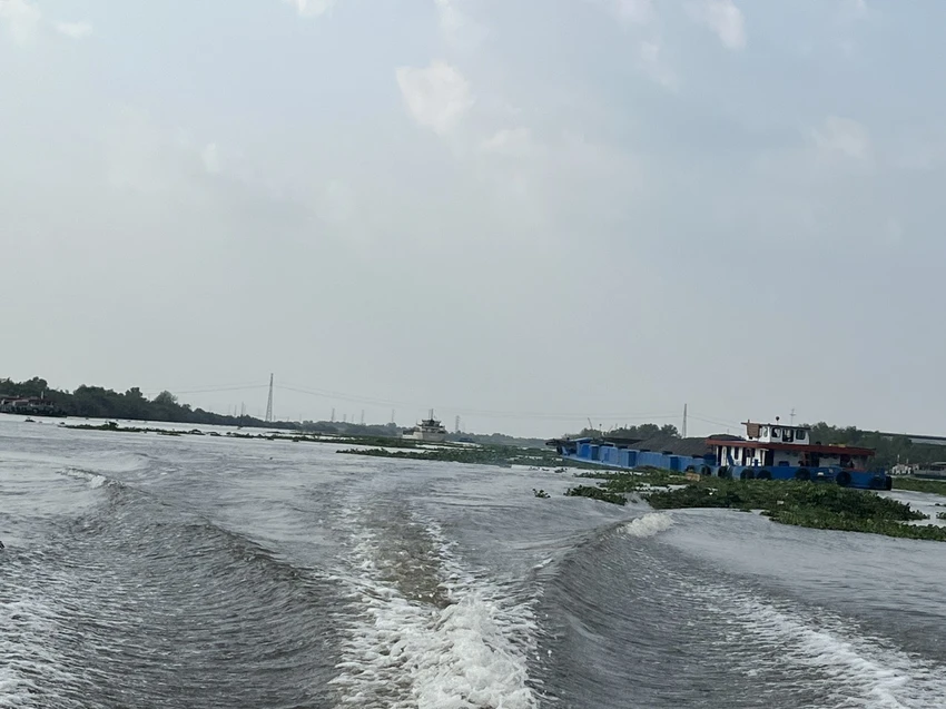 CSGT cứu người (1).jpg
