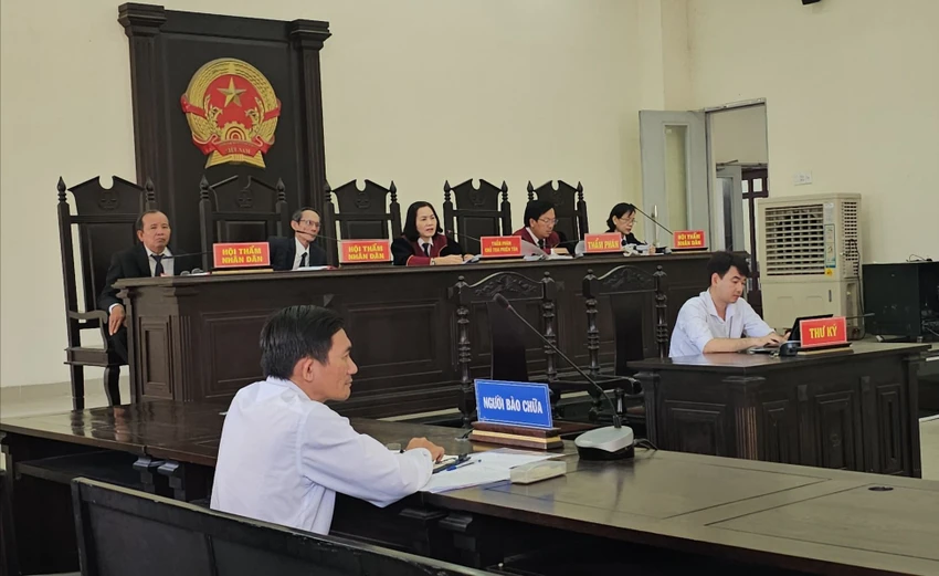 kẻ ngáo đá 3.jpg