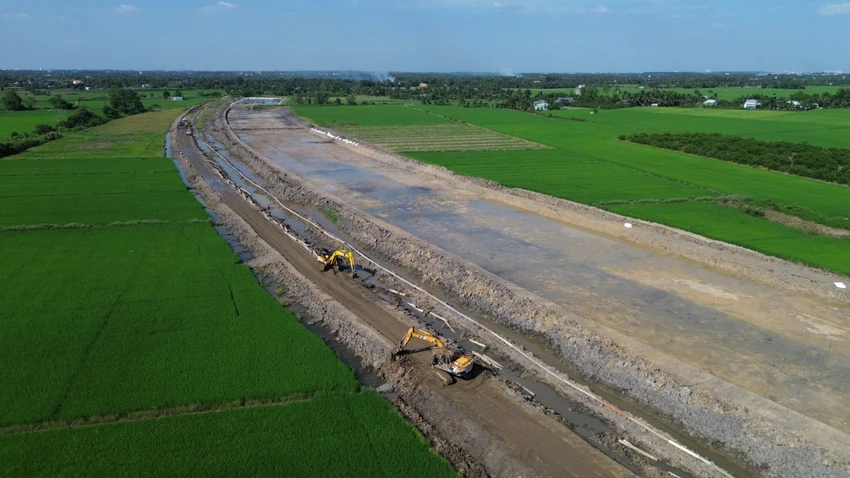 Bí thư tỉnh ủy Long An 6.JPG