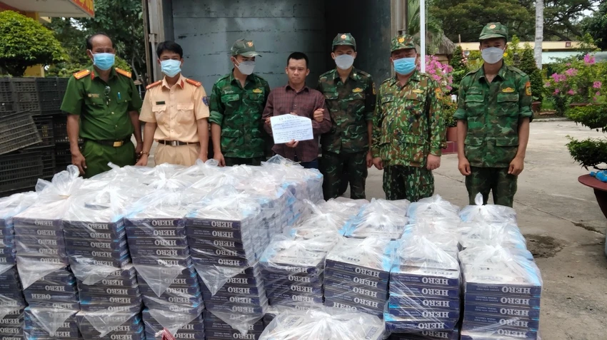 vận chuyển hơn 57.000 bao thuốc lá nhập lậu (2).jpg