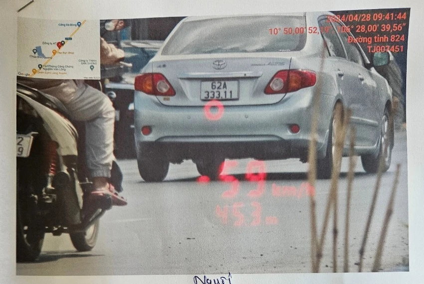 Ngã tư Hựu Thạnh 1.jpg