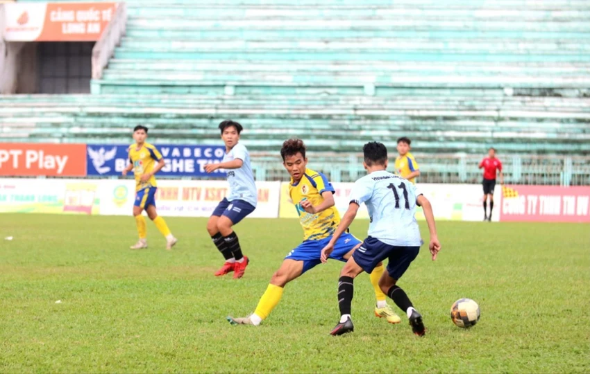 Cúp Truyền hình Long An.jpg