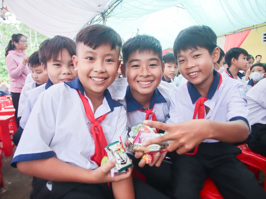 Biên cương – Đêm hội trăng rằm.jpg