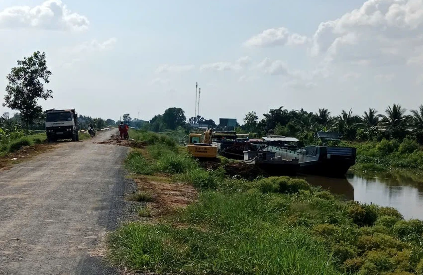 khai thác đất 1.jpg