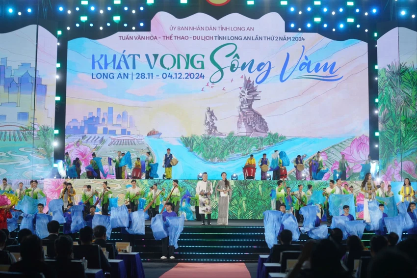 Khát vọng sông Vàm.jpg