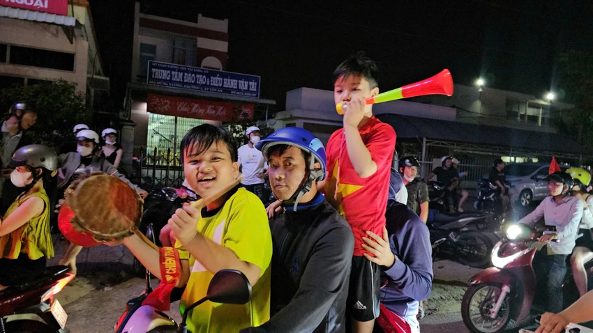Việt Nam chiến thắng 11.jpg