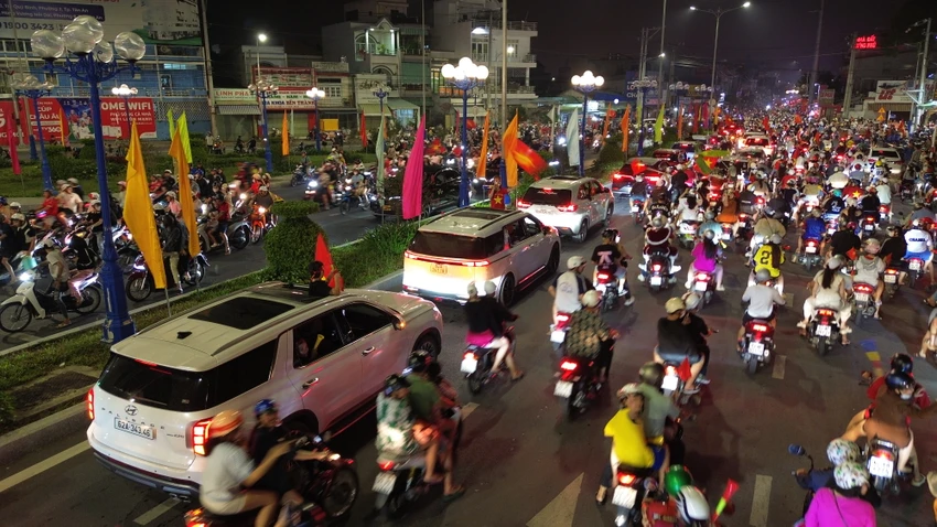 Việt Nam chiến thắng (3).JPG