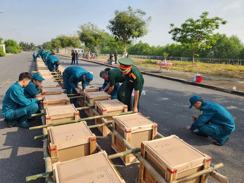 bắn pháo hoa 4.jpg